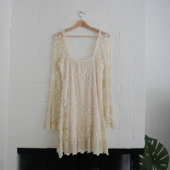 Long Sleeve Boho Dress - Picture 1 of 6